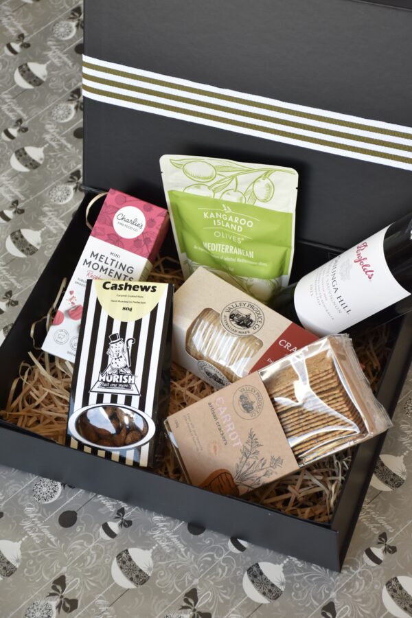 Wine Lovers Gift Hamper - Image 4