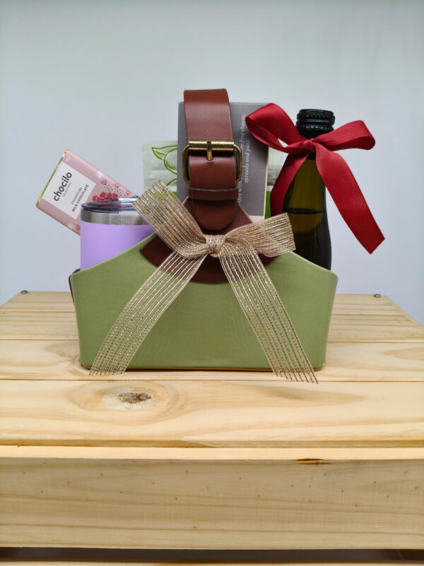 Bubbly Lover Basket - Image 4