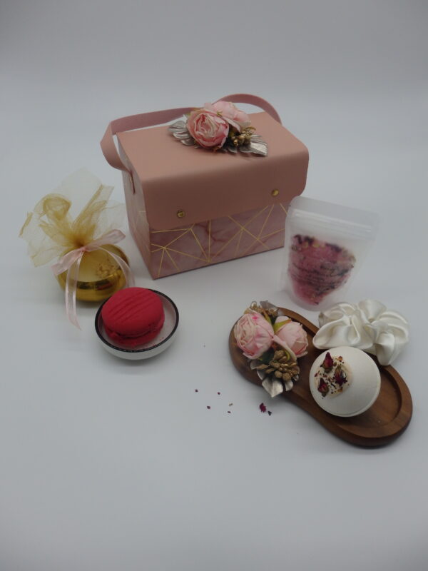 Pamper Hamper - Image 10
