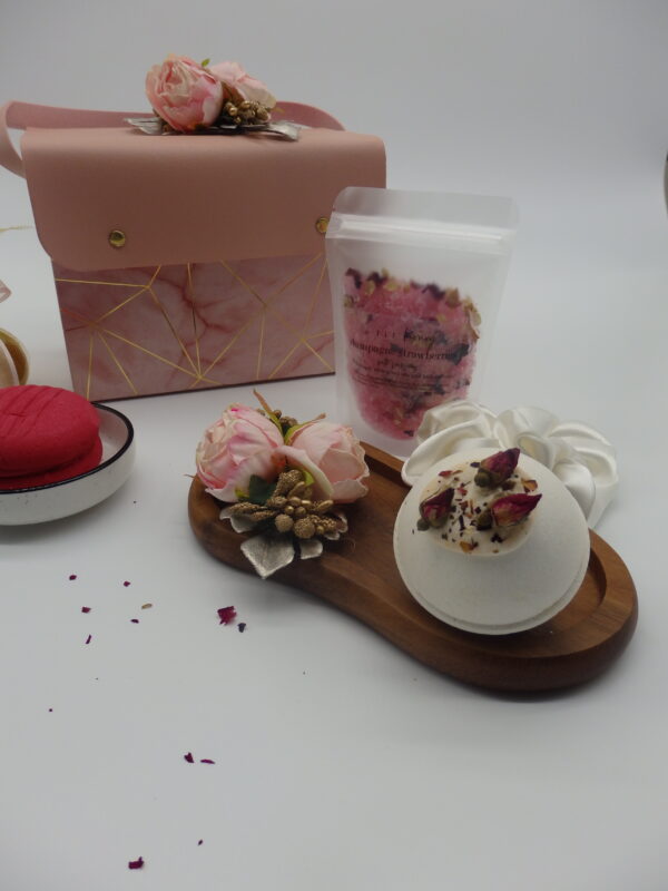 Pamper Hamper - Image 3