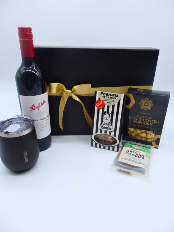 Wine & Nibbles Gourmet Hamper