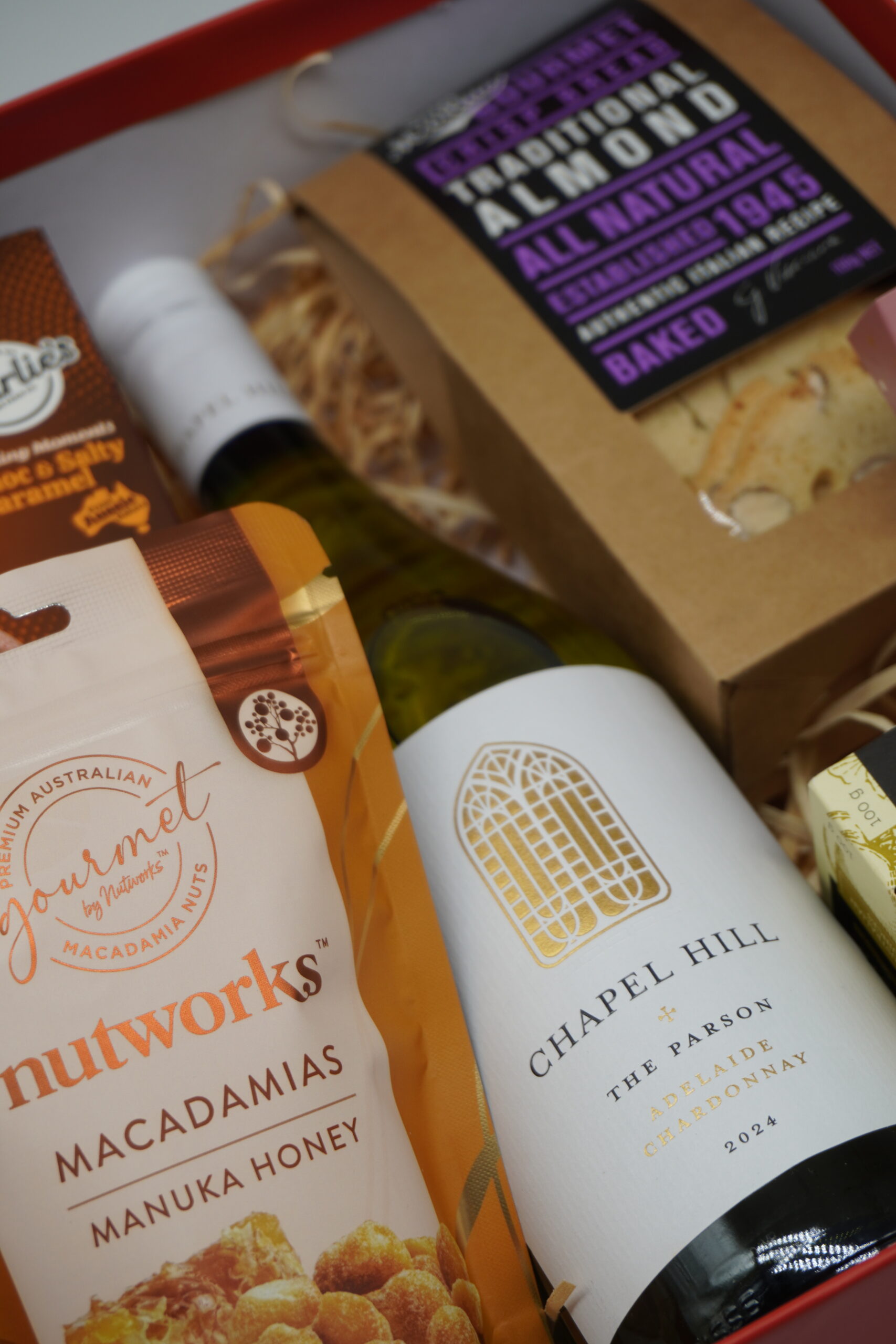Premium Wine & Gourmet Christmas Gift Box - Image 2
