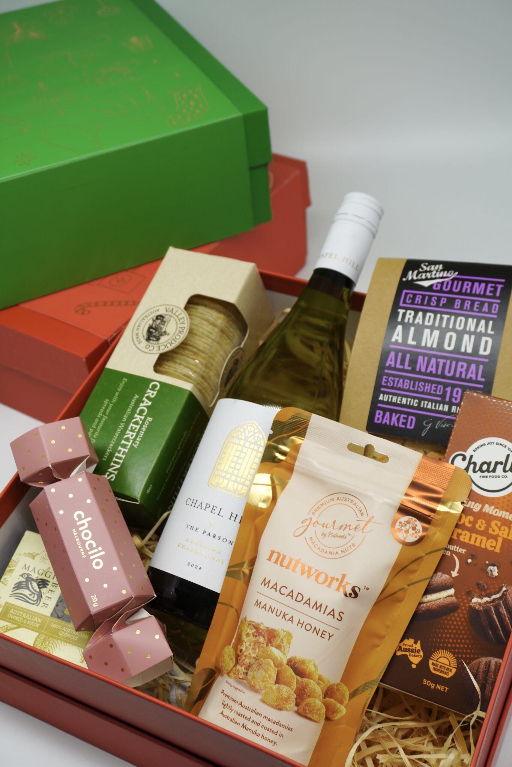 Premium Wine & Gourmet Christmas Gift Box - Image 5
